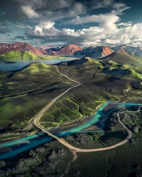 20 фотографий, доказывающих, что Исландия не похожа ни на одну другую страну мира