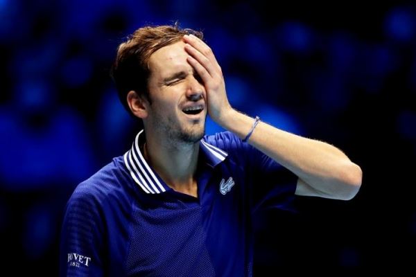 Александр Зверев обыграл Даниила Медведева в финале Итогового турнира ATP