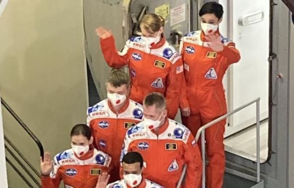 Экипаж из шести человек вошел в испытательный комплекс SIRIUS-2021