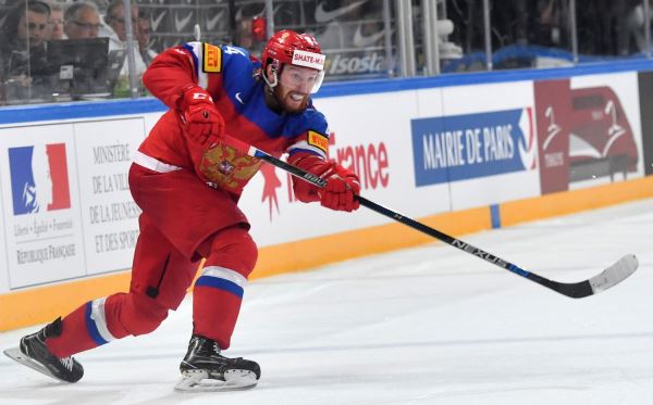 Российский хоккеист забросил первые две шайбы в сезоне НХЛ