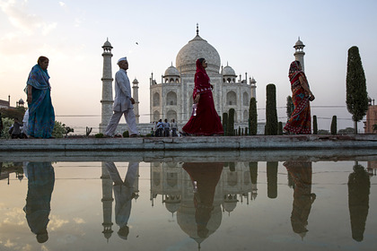 Туристам разъяснили новые правила въезда в Индию