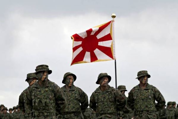Токио ощущает себя уязвимым: в Японии намерены удвоить военные расходы